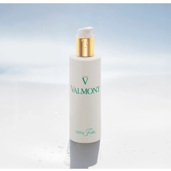 La Maison Valmont - Vital Falls, vitalizing and softening toner - Picture 1 of 3